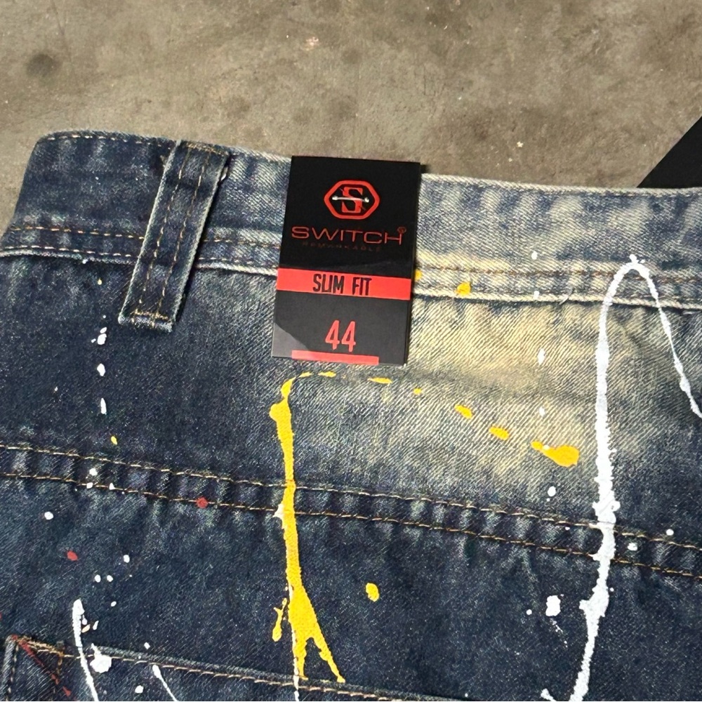 Switch Remarkable Shorts Mens 44 Blue Jean Denim Distressed trashed painted NEW - Picture 9 of 10